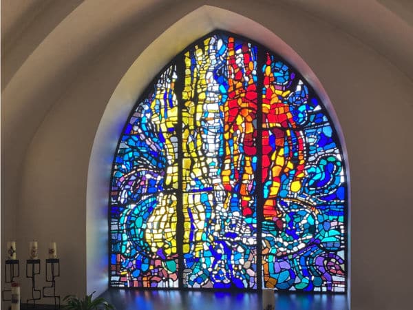 Interpretation des Fensters der Unterkirche in Steyl